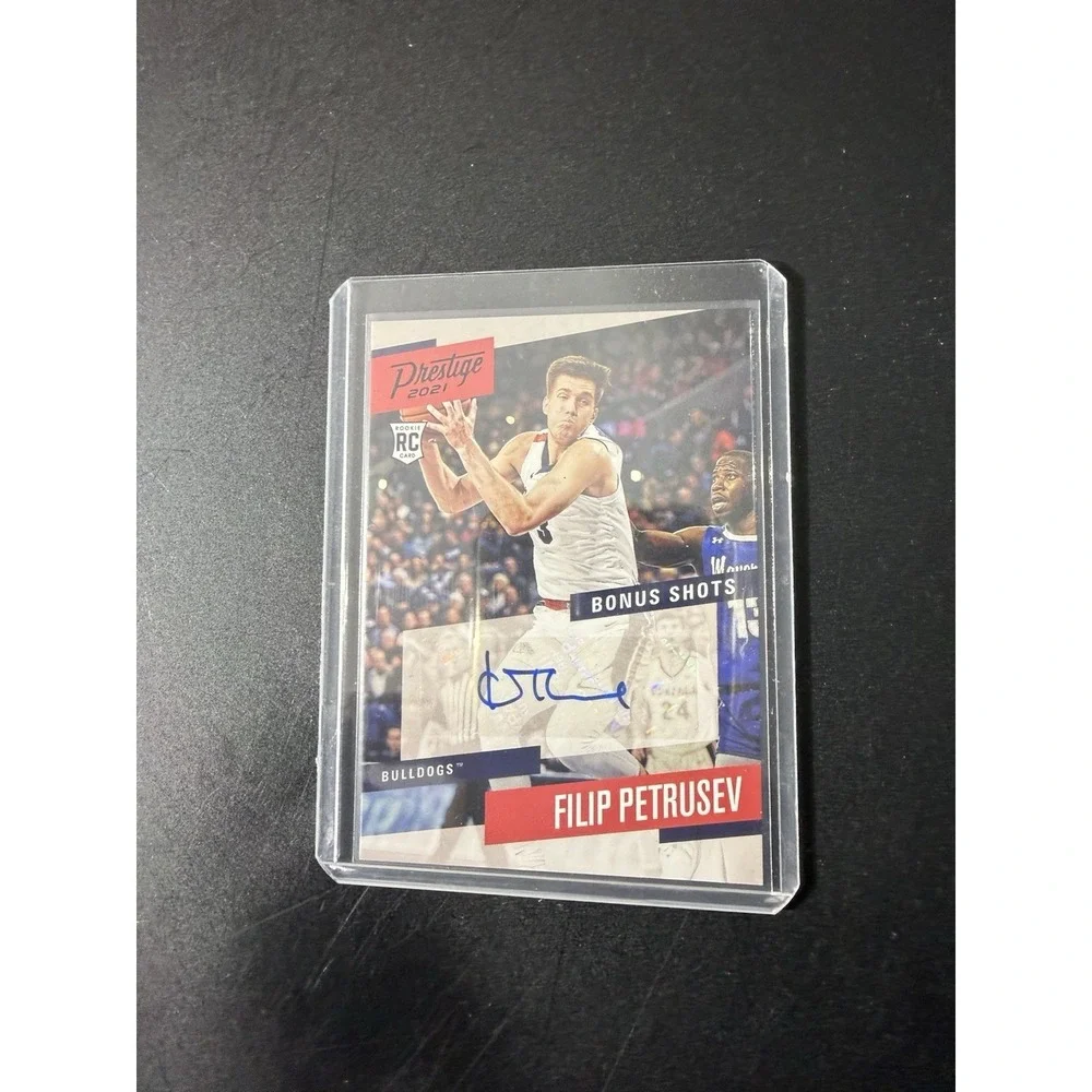 2021-22 Panini Chronicles Draft‎ Picks Pink Filip Petrusev #PBFPET Auto